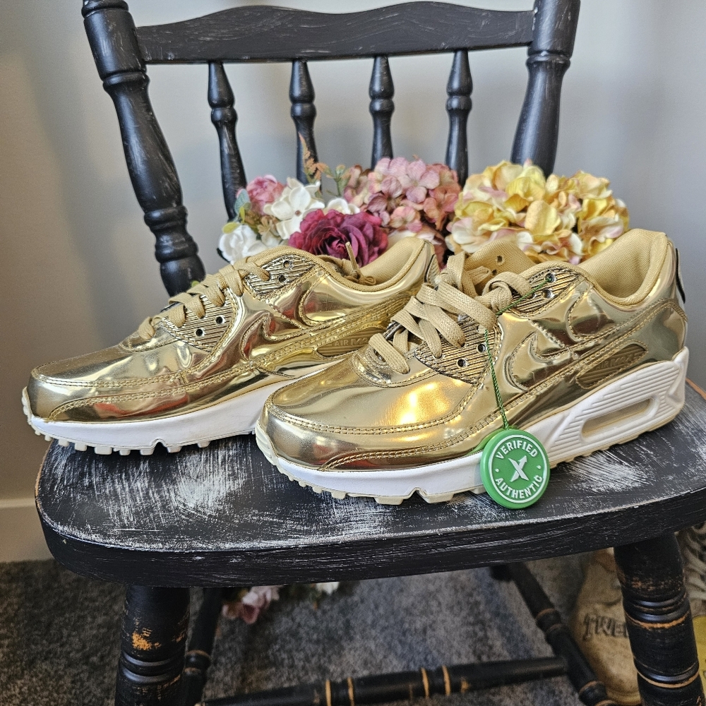 NEW Nike Air Max 90 Metallic Gold (2020)  Limited Anniversary Edition Size 8